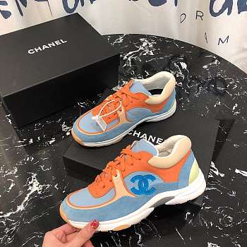 CHANEL SNEAKER 010