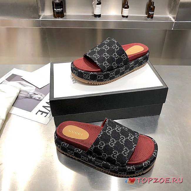 GUCCI SLIPPERS 001 - 1
