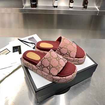 GUCCI SLIPPERS 002