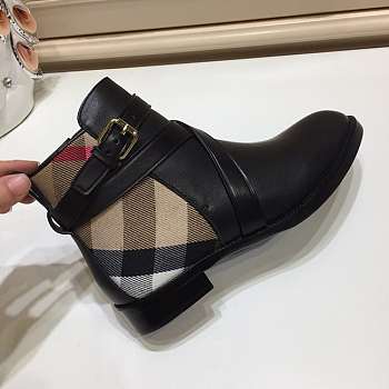BURBERRY BOOTS BBR-01