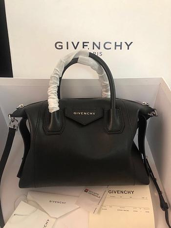 GIVENCHY SMALL ANTIGONA SOFT IN SMOOTH LEATHER BLACK BB50F3 SIZE 30 CM