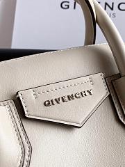 GIVENCHY SMALL ANTIGONA SOFT IN SMOOTH LEATHER CREAM BB50F3 SIZE 30 CM - 2