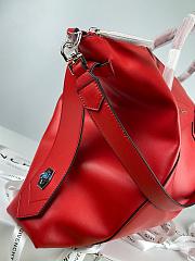 GIVENCHY MEDIUM ANTIGONA SOFT BAG IN SMOOTH LEATHER RED BB50F2 SIZE 45 CM - 4