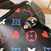 LV GAME ON NEVERFULL MM M57483 SIZE 31 CM - 4