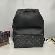 LV DISCOVERY BACKPACK M30230 SIZE 37 CM - 1