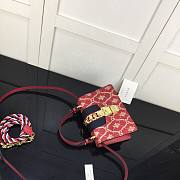 GUCCI SYLVIE MINI HANDLE CHAIN BAG RED 470270 SIZE 20 CM - 4