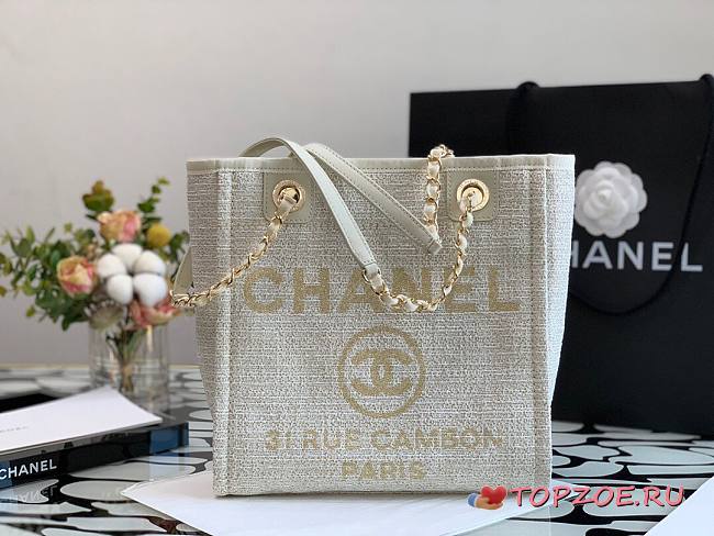 CHANEL DEAUVILLE TOTE BAG WHITE 28 CM - 1