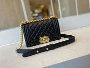 CHANEL SMALL BOY HANDBAG BLACK & GOLDEN METAL 20cm - 1