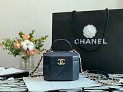 CHANEL SMALL VANITY CASE DARK BLUE SIZE15 CM - 2