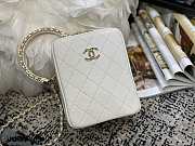 CHANEL VERTICAL CAMERA BAG WHITE SIZE 17.5 CM - 1