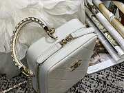 CHANEL VERTICAL CAMERA BAG WHITE SIZE 17.5 CM - 6