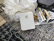 CHANEL VERTICAL CAMERA BAG WHITE SIZE 17.5 CM - 5
