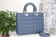 DIOR LARGE LADY BAG LAMBSKIN CLOUD BLUE M0566 32 CM - 5
