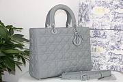 DIOR LARGE LADY BAG ULTRAMATTE CALFSKIN GRAY M0566 32 CM - 1