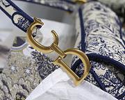 DIOR SADDLE BAG BLUE TOILE DE JOUY EMBROIDERY M0446 SIZE 25.5 CM - 4