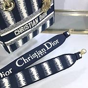 DIOR MEDIUM LADY BLUE D-STRIPES M0565 SIZE 24 CM  - 4