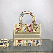 DIOR MEDIUM LADY COLORFUL EMBROIDERED M0565 SIZE 24 CM  - 6