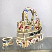 DIOR MEDIUM LADY COLORFUL EMBROIDERED M0565 SIZE 24 CM  - 5