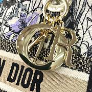 DIOR MEDIUM LADY COLORFUL FLOWER EMBROIDERED M0565 SIZE 24 CM - 3