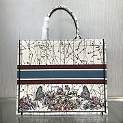 BOOK TOTE LATTE MULTICOLOR CONSTELLATION EMBROIDERY M1286 SIZE 41.5 CM - 3