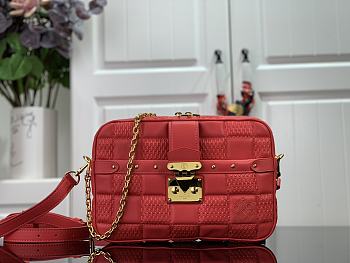 LV TROCA MM BAG RED M59114 SIZE 25.5 CM