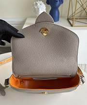 LV PONT 9 SOFT MM GREIGE M58967 SIZE 25 CM - 3