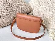 DIOR MEIDUM DIOR BOBBY BAG BROWN M9319 SIZE 22 CM - 2