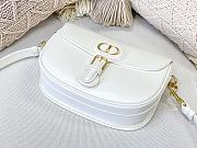 DIOR MEIDUM DIOR BOBBY BAG WHITE M9319 SIZE 22 CM - 4