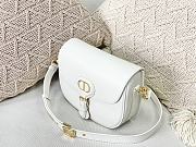 DIOR MEIDUM DIOR BOBBY BAG WHITE M9319 SIZE 22 CM - 2