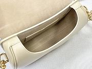 DIOR MEIDUM DIOR BOBBY BAG CREAM M9319 SIZE 22 CM - 4