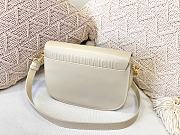 DIOR MEIDUM DIOR BOBBY BAG CREAM M9319 SIZE 22 CM - 3