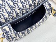 DIOR MEIDUM DIOR BOBBY BAG BLUE OBLIQUE M9319 SIZE 22 CM - 4