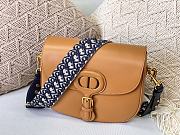 DIOR LARGE BOBBY BAG CARAMEL WITH OBLIQUE STRAP M9320 SIZE 27 CM - 1
