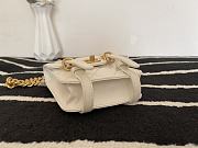 CHANEL MINI MESSENGER FLAP BAG WHITE AS2695 17 CM - 5