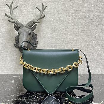 BOTTEGA VENETA LARGE MOUNT EMERALD GREEN 667398 SIZE 27 x 20 x 7 CM