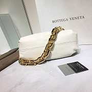 BOTTEGA VENETA CHAIN POUCH WHITE 620230 SIZE 31 CM  - 4