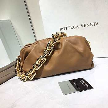 BOTTEGA VENETA CHAIN POUCH BROWN 620230 SIZE 31 CM
