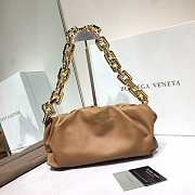 BOTTEGA VENETA CHAIN POUCH BROWN 620230 SIZE 31 CM - 4