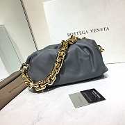 BOTTEGA VENETA CHAIN POUCH GRAY 620230 SIZE 31 CM - 1