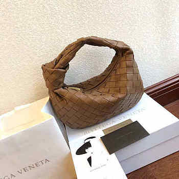 BOTTEGA VENETA THE MINI JODIE BROWN 651876 SIZE 28 CM