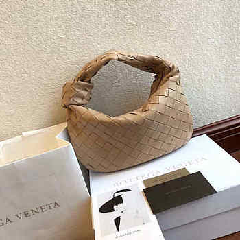 BOTTEGA VENETA THE MINI JODIE BEIGE 651876 SIZE 28 CM
