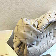 BOTTEGA VENETA THE MINI JODIE CREAM 651876 SIZE 28 CM - 3