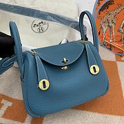 HERMES MINI LINDY CALFSKIN BLUE H082607 19CM - 1