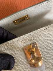 HERMES MINI KELLY EPSOM GOLD HARDWARE WHITE 19 CM - 2