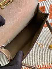 HERMES MINI KELLY EPSOM GOLD HARDWARE TAUPE 19 CM - 6