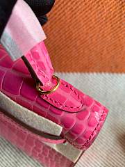 HERMES MINI KELLY CROCODILE GOLD HARDWARE NEON PINK 19 CM - 3