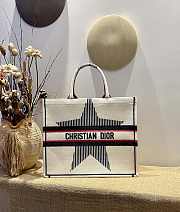 DIOR DIORALPS BOOK TOTE WHITE THREE-TONE EMBROIDERY M1286 41.5 CM - 1