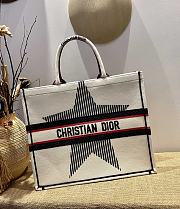 DIOR DIORALPS BOOK TOTE WHITE THREE-TONE EMBROIDERY M1286 41.5 CM - 6