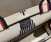 DIOR DIORALPS BOOK TOTE WHITE THREE-TONE EMBROIDERY M1286 41.5 CM - 4