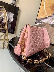 LV Coussin PM Pink M59276 Size 26 cm - 3